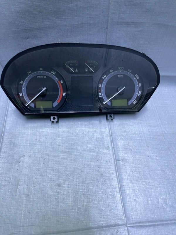 Ceas bord - Skoda Fabia 1 generation [restyling] [2004 - 2007] wagon 5 doors 1.2 MT (64 hp)