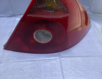Lampă spate - Parte montare: Dreapta spate, Varianta: Sedan - Ford Mondeo 3 generation [restyling] [2003 - 2007] Liftback 5-doors 2.0 TDCi 5MT (115 hp)