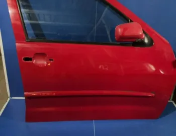 Ușă față - Culoare: Roșu, Parte montare: Dreapta față - Volkswagen Polo 3 generation [1994 - 2001]