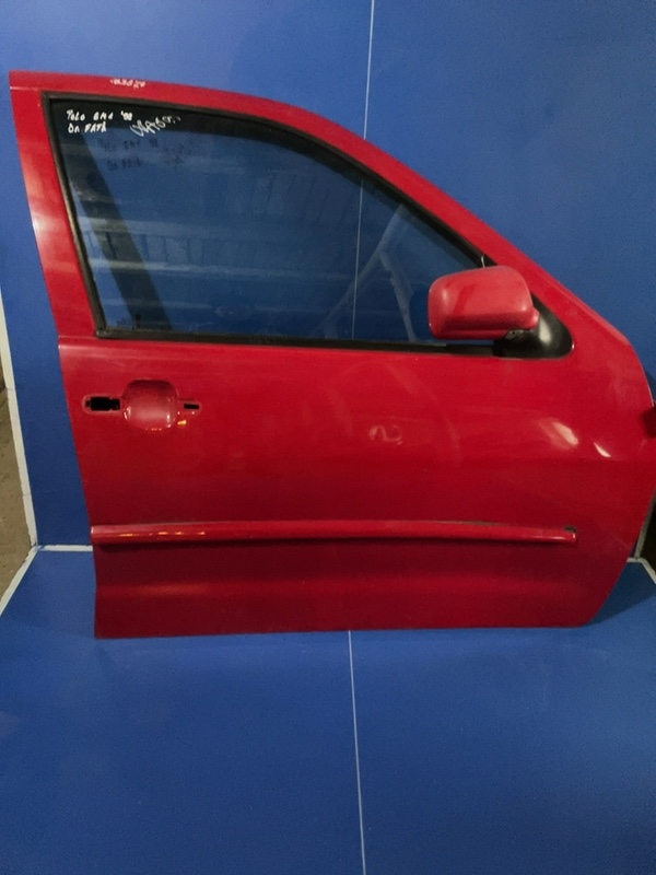 Ușă față - Culoare: Roșu, Parte montare: Dreapta față - Volkswagen Polo 3 generation [1994 - 2001]