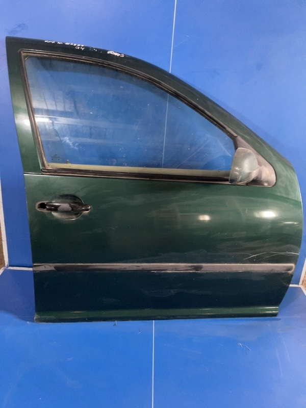 Ușă față - Culoare: Verde , Parte montare: Dreapta față - Volkswagen Golf 4 generation [1997 - 2006]