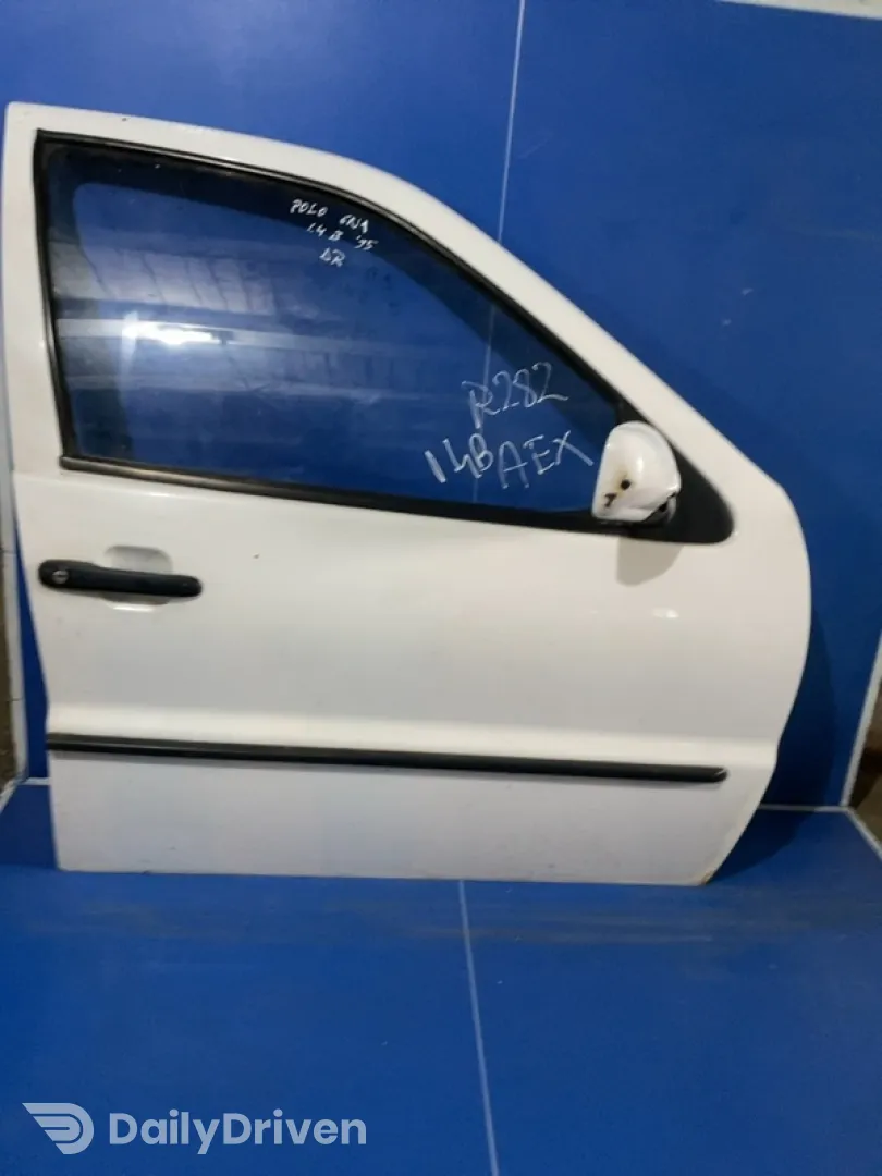 Ușă față - Culoare: Alb, Parte montare: Dreapta față - Volkswagen Polo 3 generation [1994 - 2001]