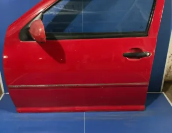 Ușă față - Culoare: Roșu, Parte montare: Stânga față - Volkswagen Bora 1 generation [1998 - 2005] 