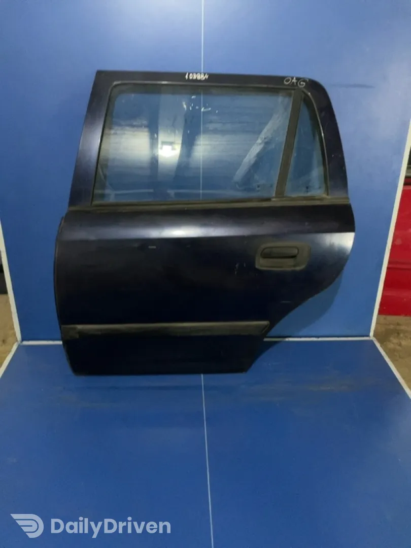 Ușă spate