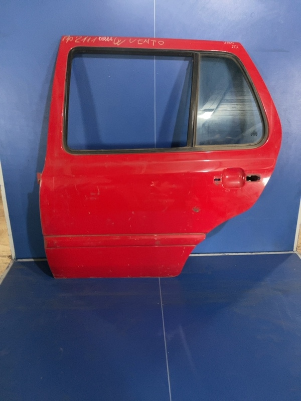 Ușă spate