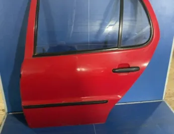 Ușă spate