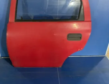 Ușă spate