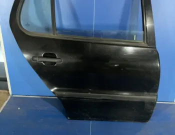 Ușă spate