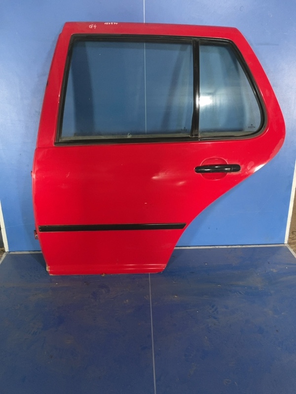 Ușă spate - Culoare: Roșu, Parte montare: Stânga spate - Volkswagen Golf 4 generation [1997 - 2006] Hatchback 5-doors