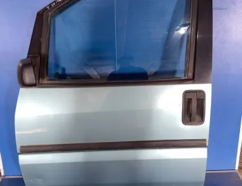 Ușă față