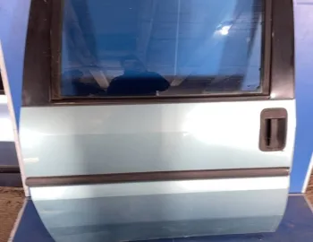 Ușă spate