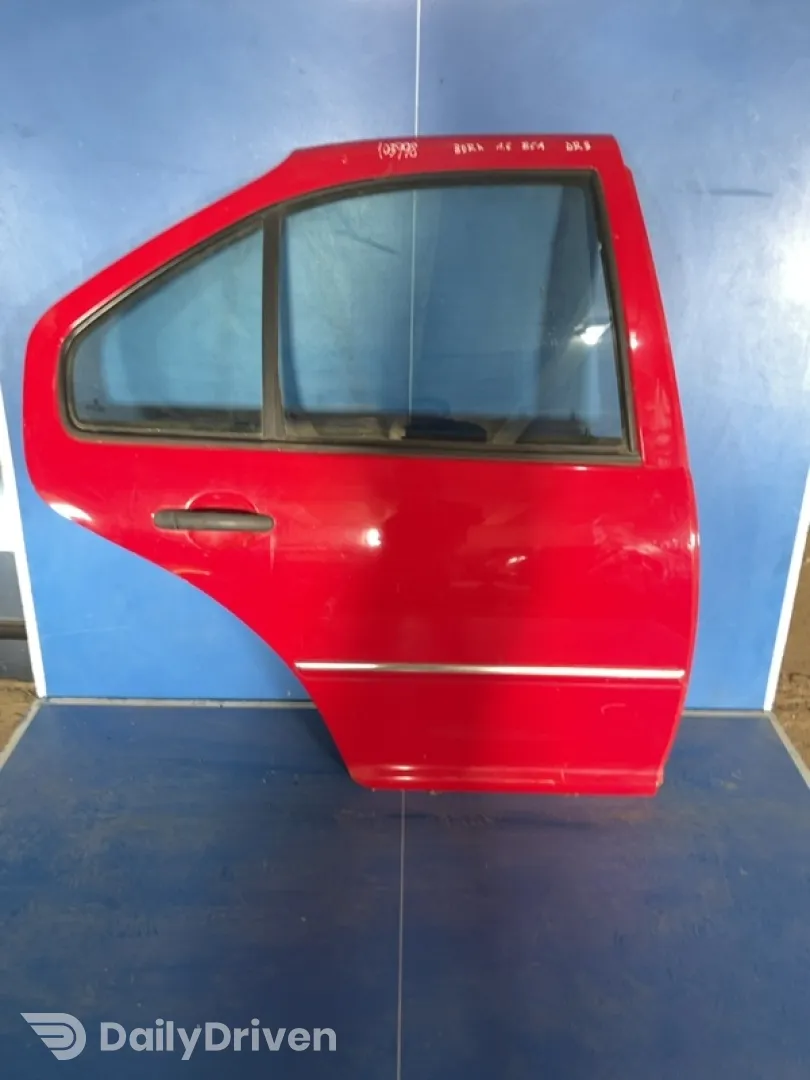 Ușă spate - Culoare: Roșu, Parte montare: Dreapta spate - Volkswagen Bora 1 generation [1998 - 2005] Sedan