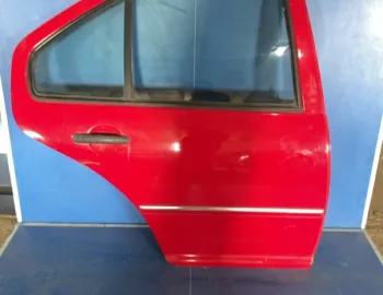 Ușă spate - Culoare: Roșu, Parte montare: Dreapta spate - Volkswagen Bora 1 generation [1998 - 2005] Sedan