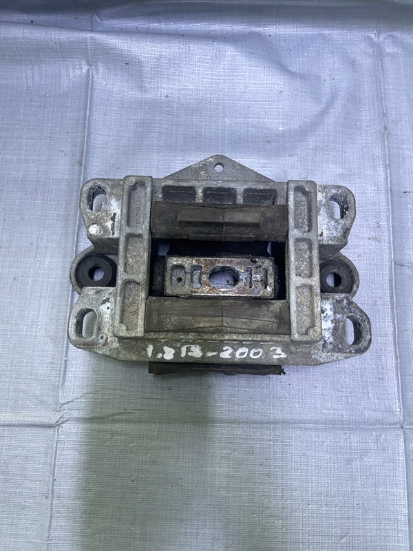 Suport motor - Ford Mondeo 3 generation [2000 - 2003] Sedan
