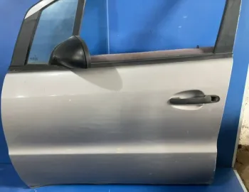 Ușă față