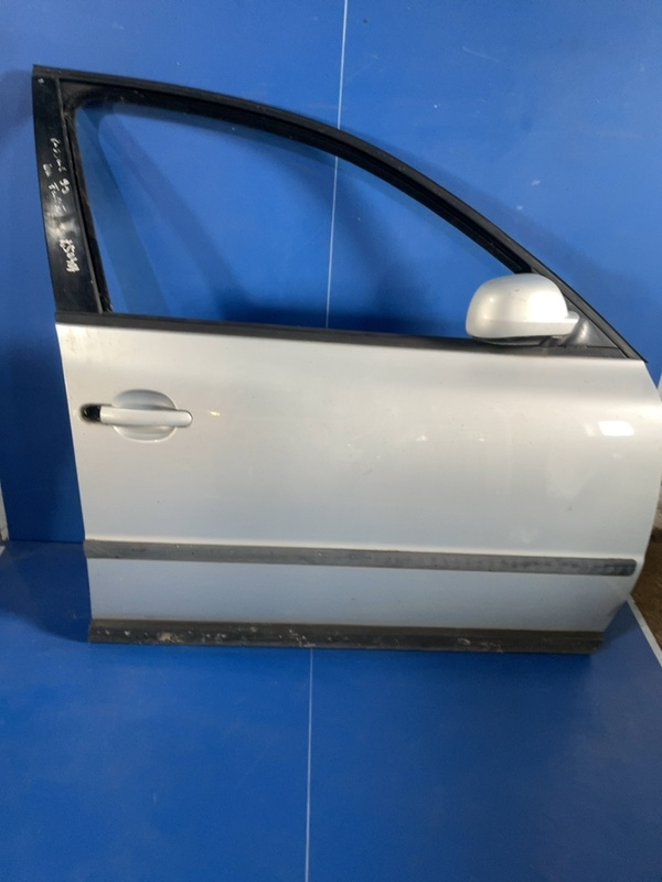 Ușă față - Culoare: Gri, Parte montare: Dreapta față - Volkswagen Passat B5 [1996 - 2000]
