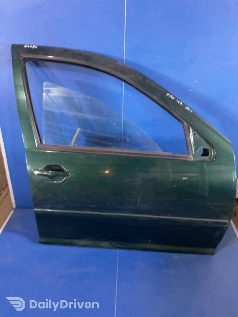 Ușă față - Culoare: Verde , Parte montare: Dreapta față - Volkswagen Bora 1 generation [1998 - 2005]