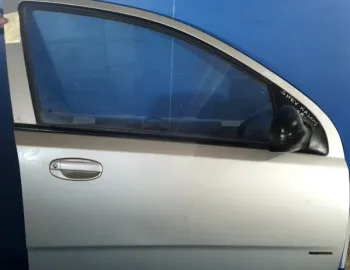 Ușă față