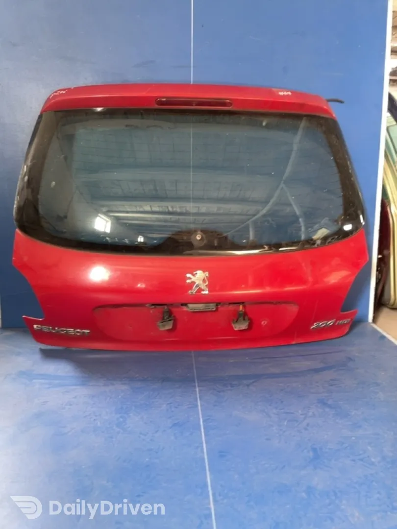 Haion - Culoare: Roșu, Varianta: Hatchback - Peugeot 206 1 generation [1998 - 2003] Hatchback 5-doors