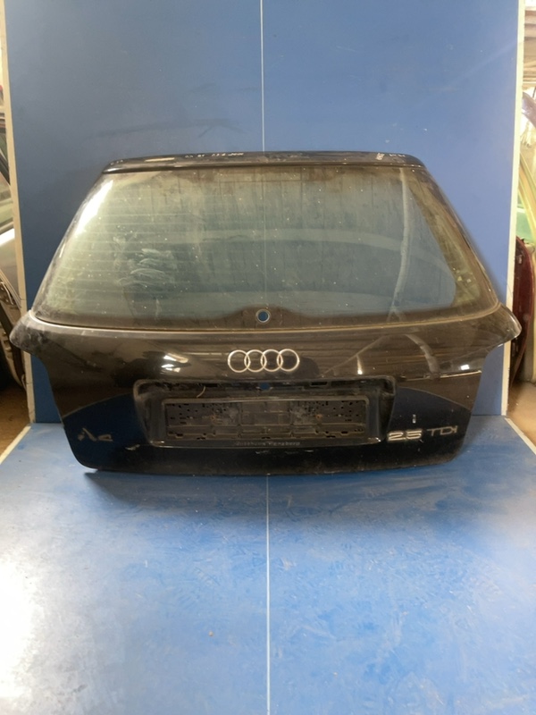 Haion - Culoare: Negru, Varianta: Wagon 5 uși - Audi A4 B5 [restyling] [1997 - 2001] Avant wagon 5-doors