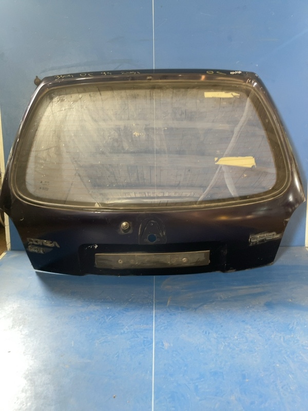 Haion - Culoare: Albastru, Varianta: Hatchback - Opel Corsa B [1993 - 2000] Hatchback 3-doors