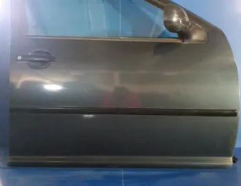 Ușă față