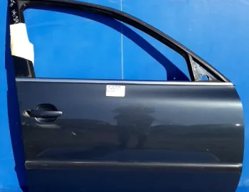 Ușă față