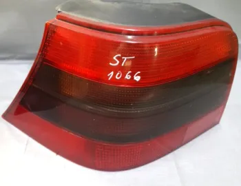 Lampă spate - Parte montare: Stânga, Varianta: Hatchback - Volkswagen Golf 4 generation [1997 - 2006] Hatchback 5-doors 1.6 MT (105 hp)