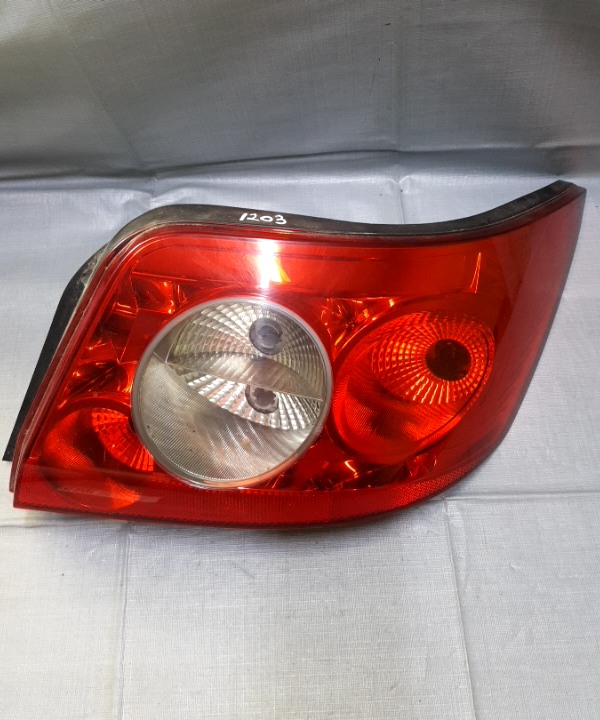 Lampă spate - Parte montare: Dreapta, Varianta: Cabrio - Renault Megane 2 generation [2002 - 2006] Cabriolet 1.9 dCi MT (120 hp)