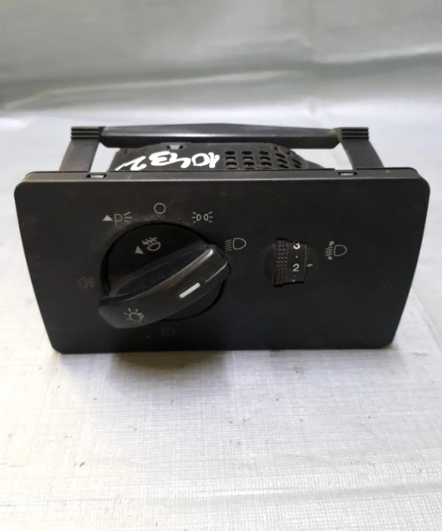 Bloc lumini - Ford Mondeo 3 generation [2000 - 2003]
