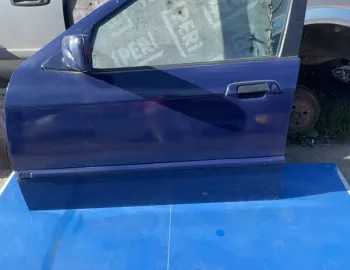 Ușă față - Culoare: Albastru, Parte montare: Stânga față, Varianta: Sedan - BMW 3 Series E36 [1990 - 2000] Sedan 316i MT (102 hp)