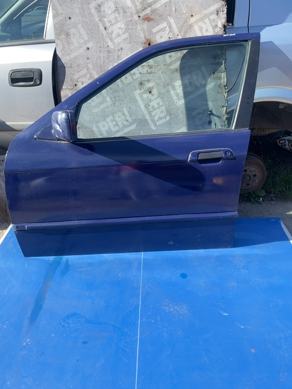 Ușă față - Culoare: Albastru, Parte montare: Stânga față, Varianta: Sedan - BMW 3 Series E36 [1990 - 2000] Sedan 316i MT (102 hp)