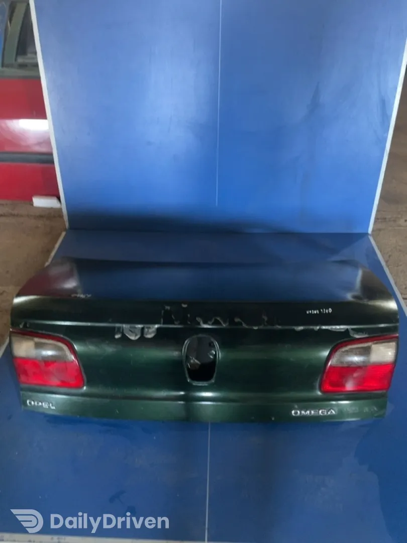 Capotă portbagaj - Culoare: Verde , Varianta: Sedan - Opel Omega B [1994 - 1999] Sedan