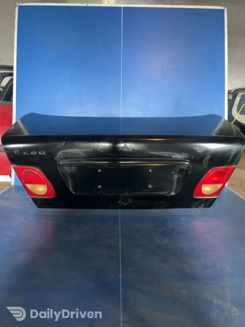 Capotă portbagaj - Culoare: Negru, Varianta: Sedan - Mercedes-Benz E-Class W210 [1995 - 1999] Sedan