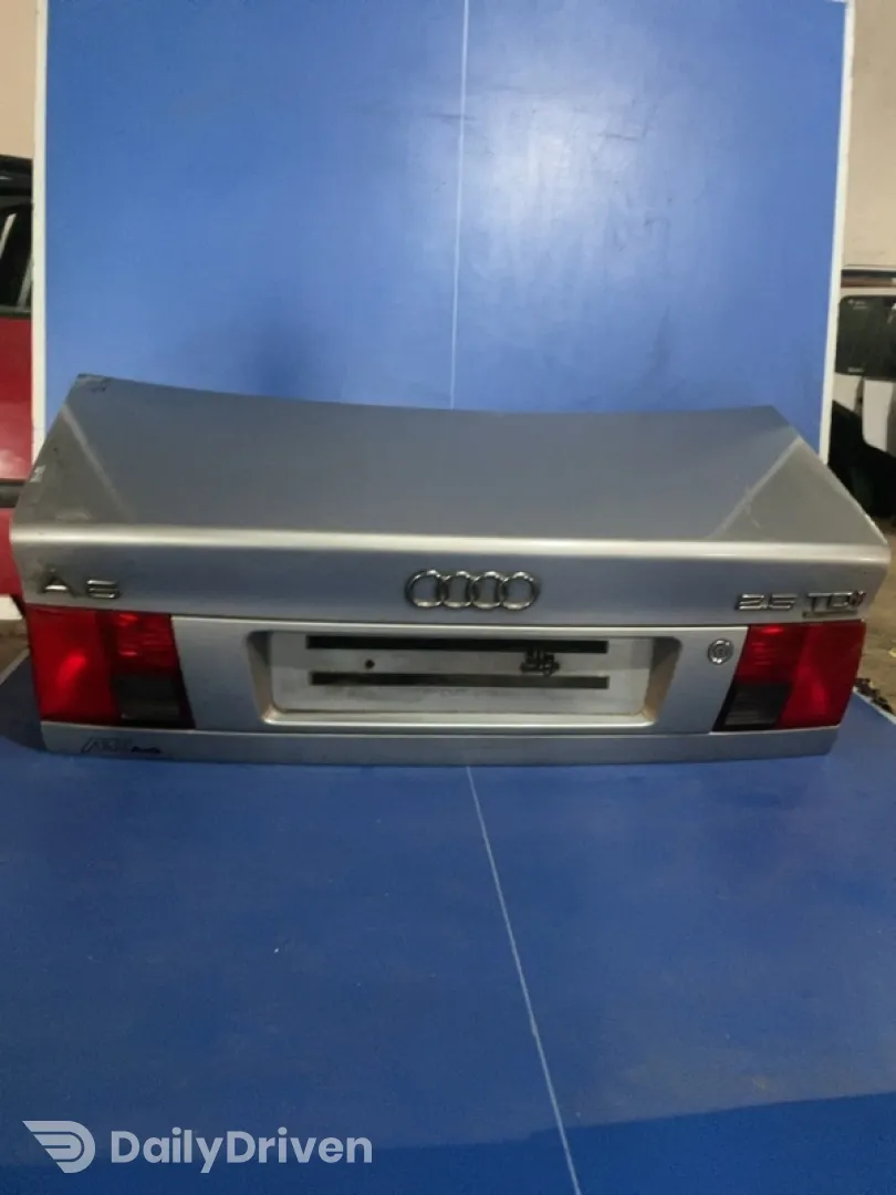 Capotă portbagaj - Varianta: Sedan - Audi A6 C4 [1994 - 1997] Sedan