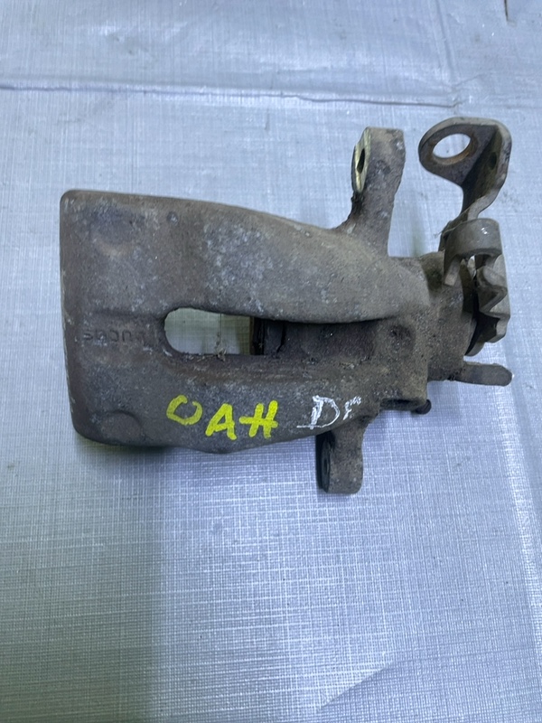 Etrier spate - Parte montare: Dreapta spate - Opel Astra H [2004 - 2007]