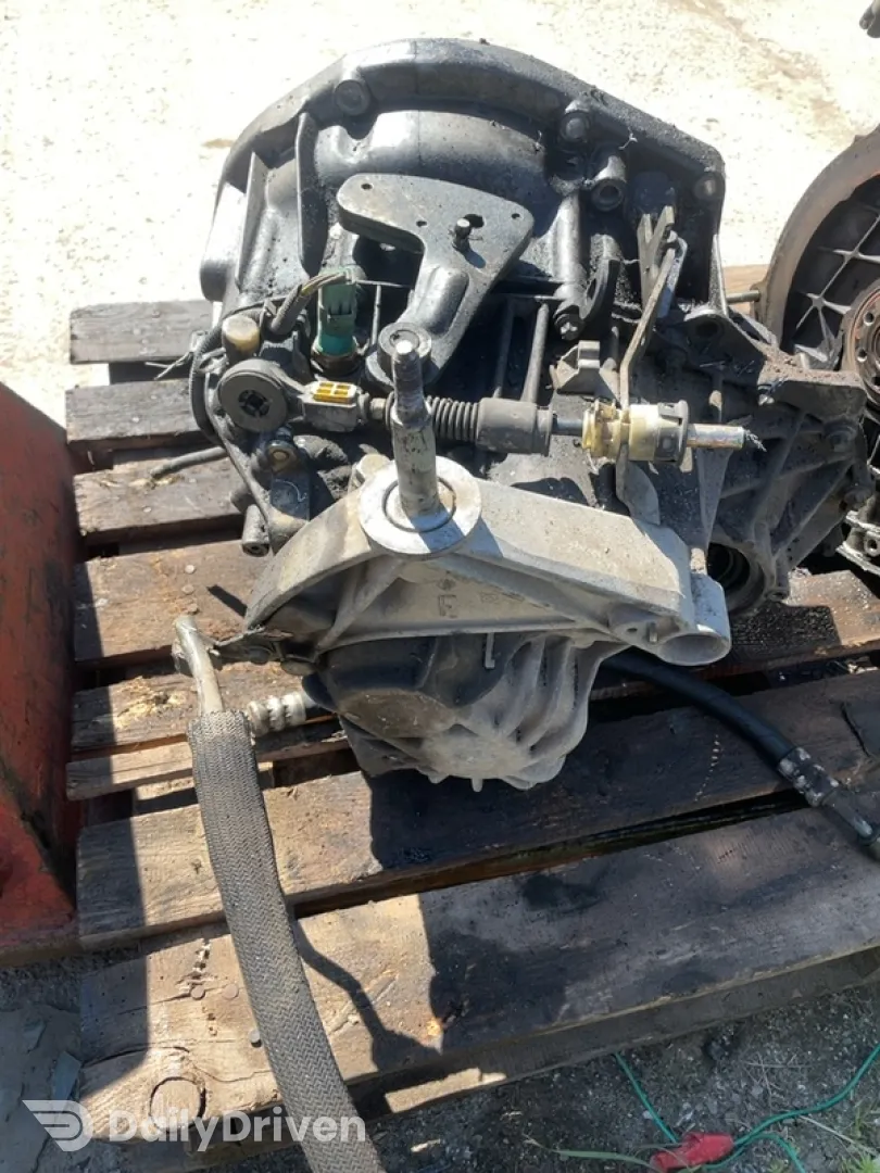Cutie de viteze - Manuală - Renault Laguna 2 generation [2001 - 2005] Liftback 1.9 DCi MT (120 hp)