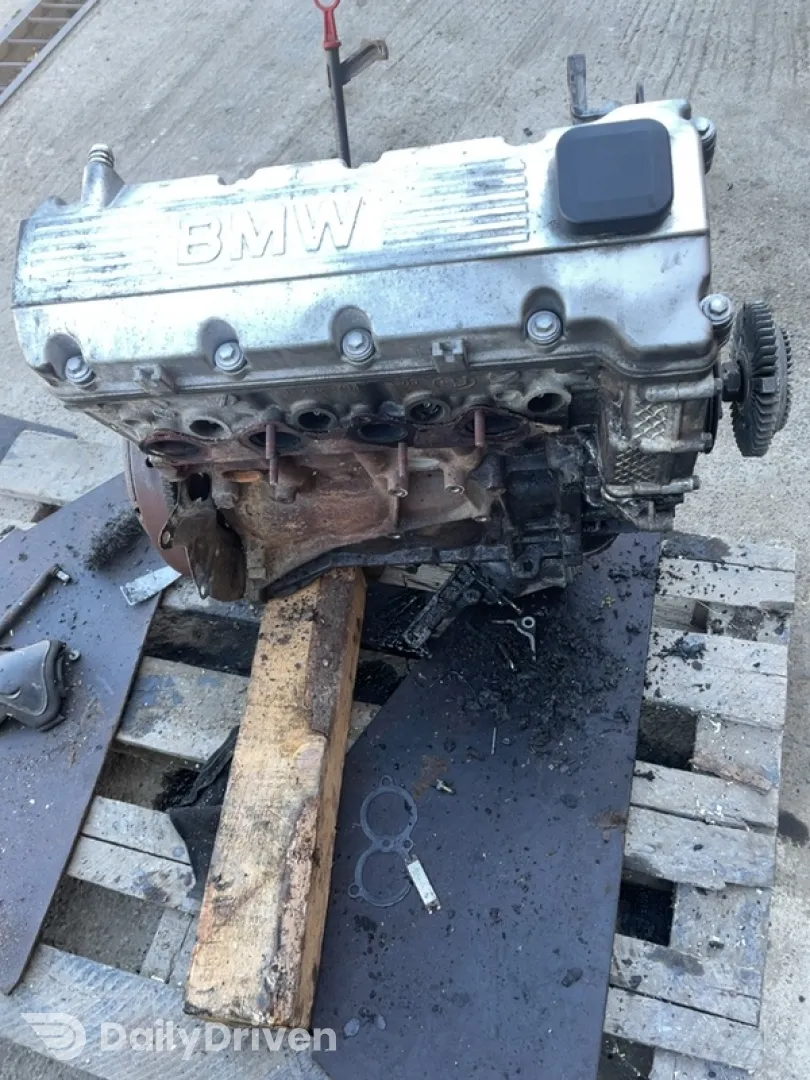 Motor - BMW 3 Series E36 [1990 - 2000] Sedan 316i MT (102 hp)
