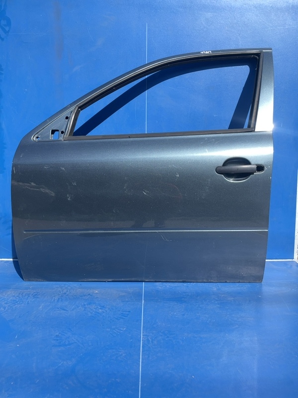 Ușă față - Culoare: Albastru, Parte montare: Stânga față - Skoda Octavia 1 generation [restyling] [2000 - 2010] Liftback 5-doors 1.9 TDI MT (90 hp)