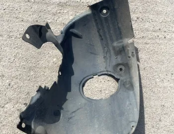 Aripă interioară plastic - Parte montare: Dreapta față - Renault Megane 2 generation [2002 - 2006] Cabriolet 1.9 dCi MT (120 hp)