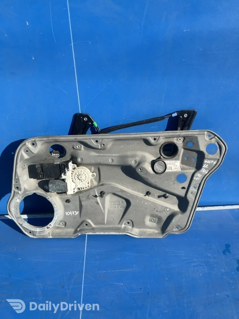 Macara geam  - Electric, Parte montare: Dreapta față - Volkswagen Golf 4 generation [1997 - 2006]