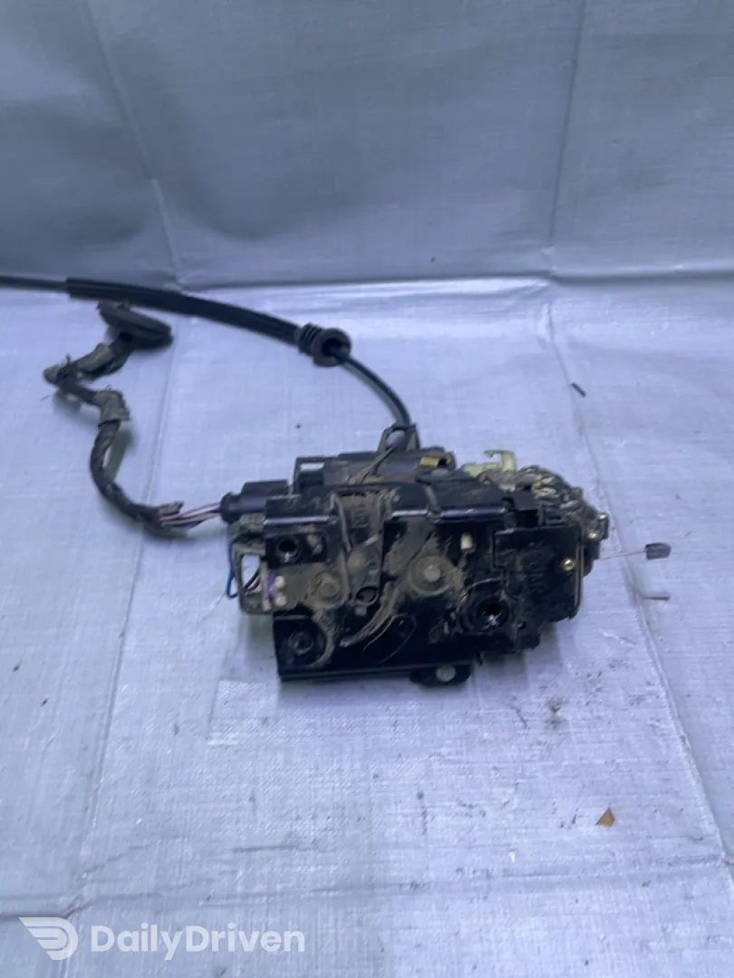 Broască ușă - Parte montare: Dreapta față - Volkswagen Golf 4 generation [1997 - 2006]