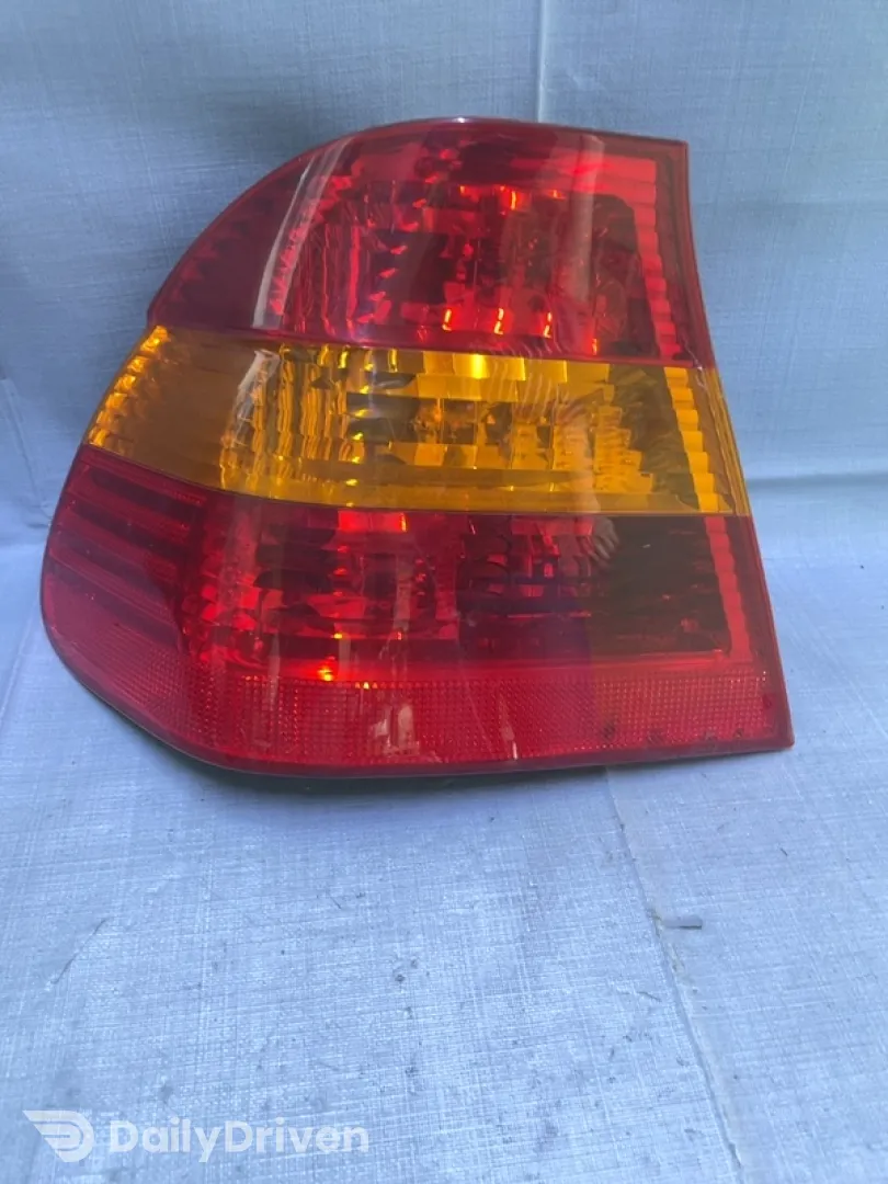 Lampă spate - Parte montare: Stânga spate, Varianta: Sedan - BMW 3 Series E46 [1997 - 2003] Sedan 4-doors