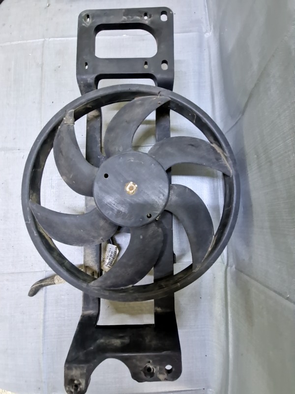 Ventilator răcire - Dacia Logan 1 generation [2004 - 2008] Sedan 1.6 MT (90 hp)