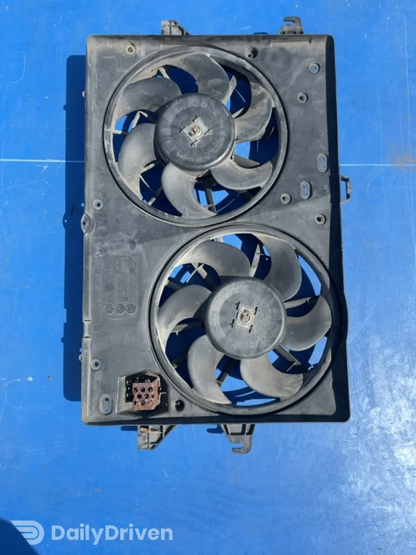 Ventilator răcire - Alte specificații: Cu climă - Ford Mondeo 2 generation [1996 - 2000]