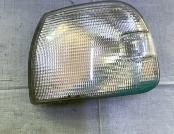 Semnalizator - Culoare: Alb, Parte montare: Stânga față - Volkswagen Transporter T4 [1990 - 2003] Van 2.5 TDI L MT (102 hp)