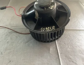 Ventilator habitaclu - Volkswagen Polo 3 generation [1994 - 2001] Hatchback 5-doors 1.9 D MT (64 hp)