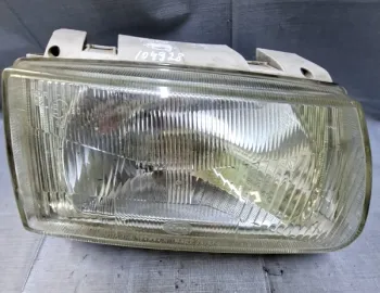 Far față - Parte montare: Dreapta față - Volkswagen Polo 3 generation [1994 - 2001]