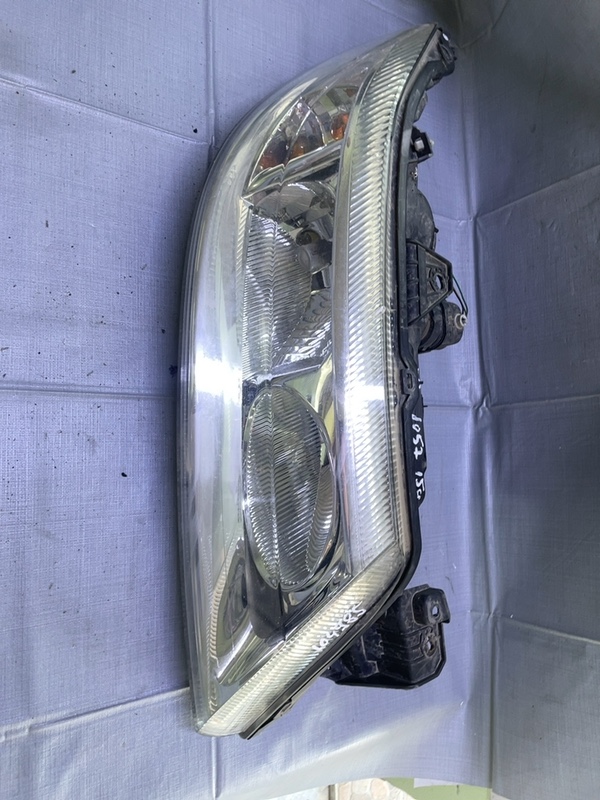Far față - Parte montare: Dreapta - Renault Laguna 2 generation [restyling] [2005 - 2007] Liftback 2.0 MT (135 hp)