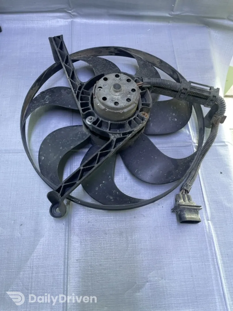 Ventilator răcire - Volkswagen Golf 4 generation [1997 - 2006] wagon 1.9 TDI MT (90 hp)